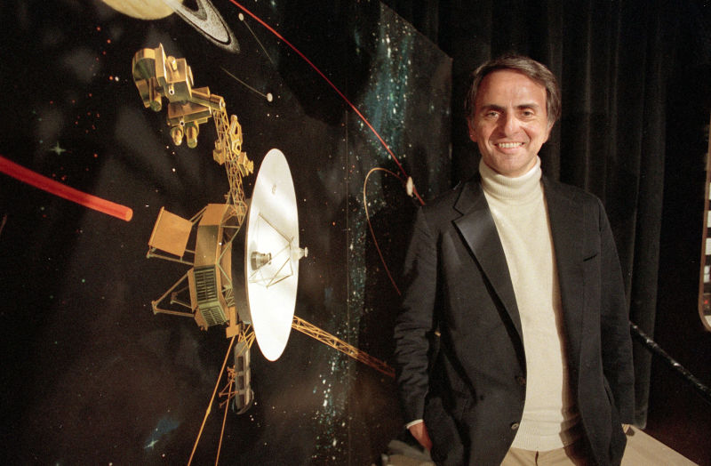 Sagan. AP